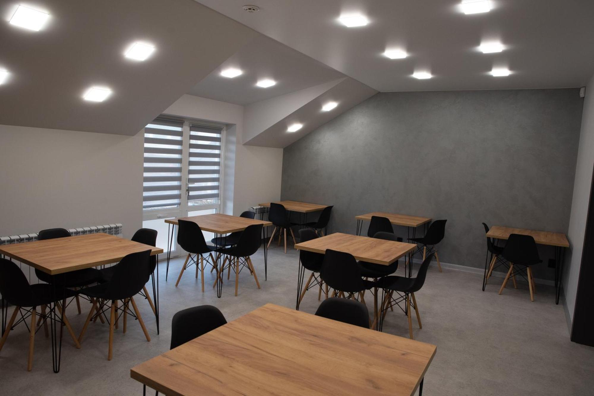 Готельні Кімнати Bodro Clinic Novovolyns'k Ngoại thất bức ảnh